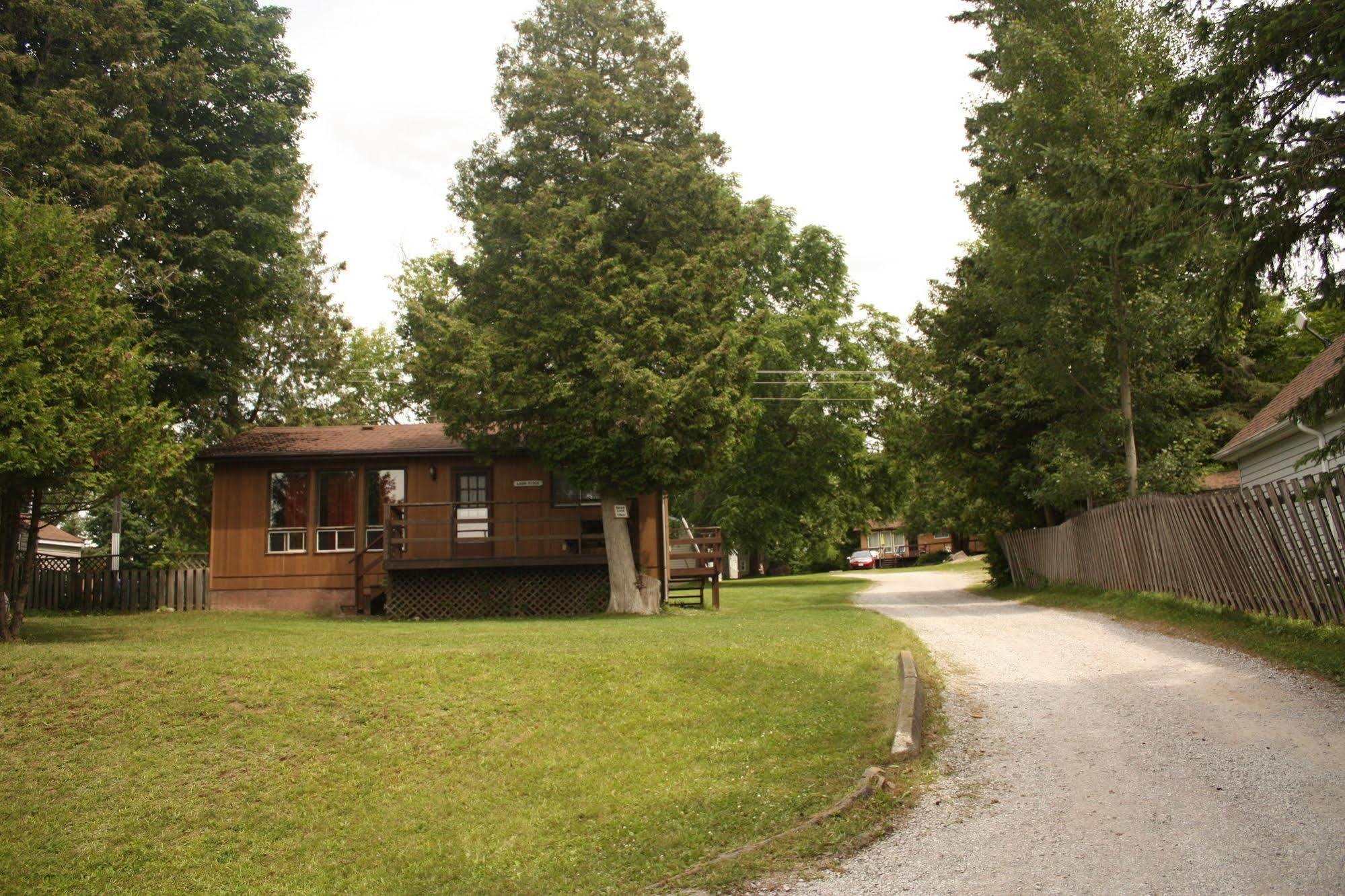 Lake Dalrymple Resort Lagoon City Buitenkant foto